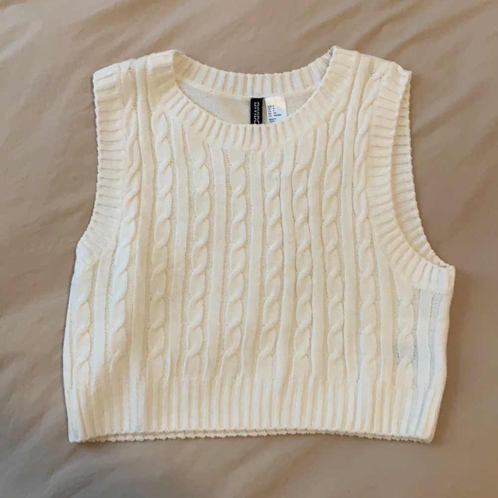 cropped sweater vest
